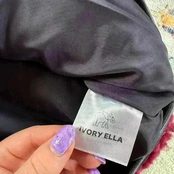 NWOT Women’s Ivory Ella Full Zip Maroon  Sherpa Jacket Size small - Picture 3 of 6